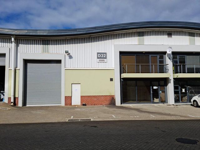 336m2 Factory Warehouse TO LET @ The Interchange , Somerset West