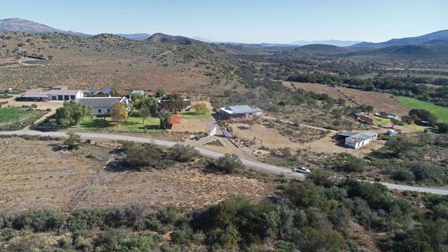 248Ha Farm For Sale in Uniondale Rural