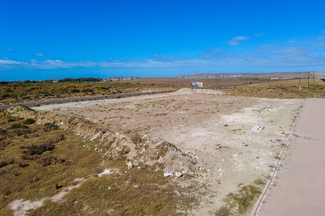 A prime vacant site in the heart of Harbour View, Saldanha Bay