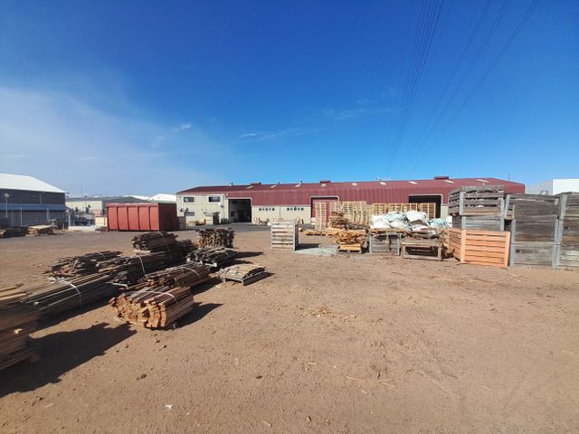 Prime 2700m2 Industrial Yard To Let in Gantz, Strand: Next to the N2.