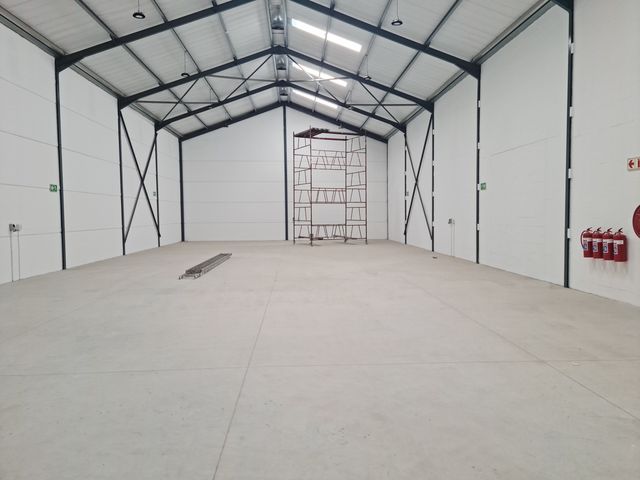 Modern Brand New 485m2 Industrial Warehouse To Let in Firgrove , Somerset West.