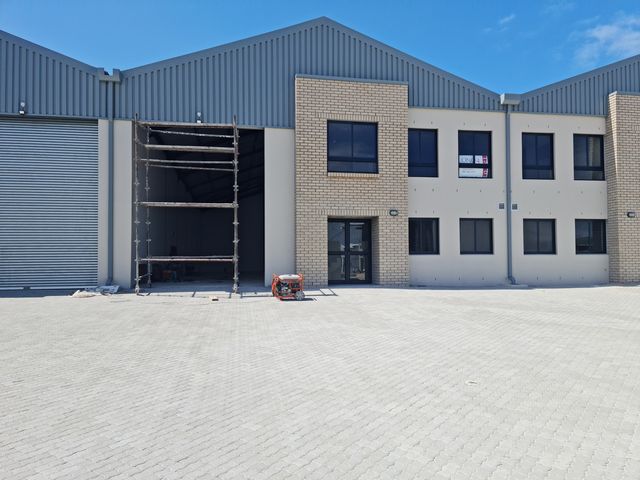 Brand New 968m2 Industrial Warehouse To Let in Firgrove , Somerset West