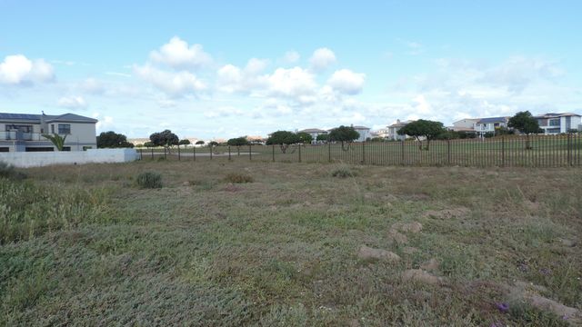 837m² Vacant Land For Sale in Country Club