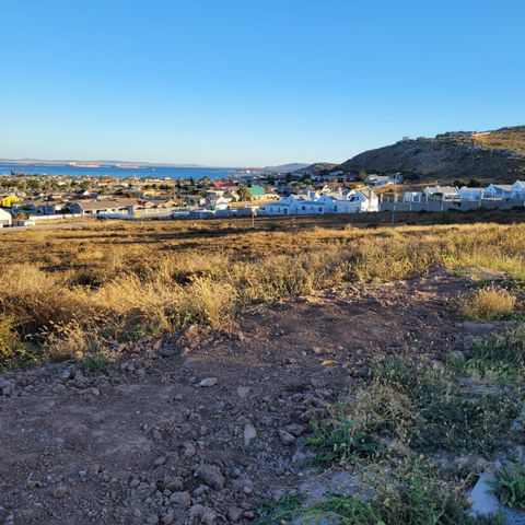 565m² Vacant Land For Sale in Saldanha Heights