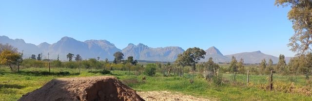 11Ha Vacant Land For Sale in Paarl East
