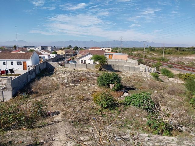 333m² Vacant Land For Sale in Bongweni