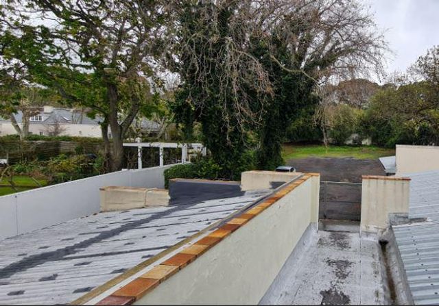 180m² Office To Let in Wynberg