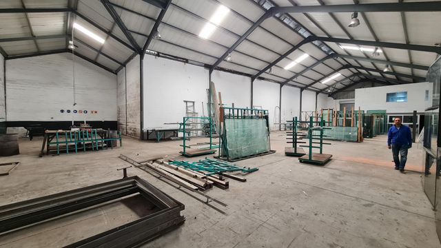Warehouse unit to Let in Retreat