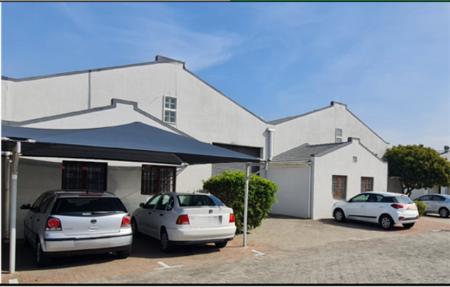 556m² Warehouse To Let in Diep River