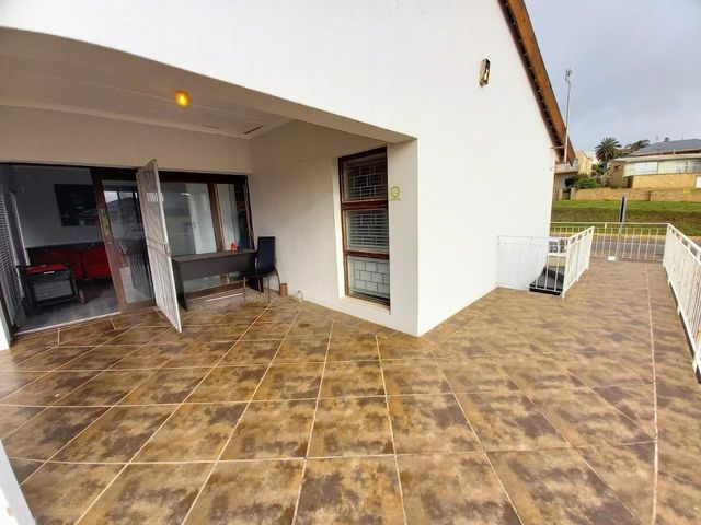Commercial property for sale in Jeffreys Bay