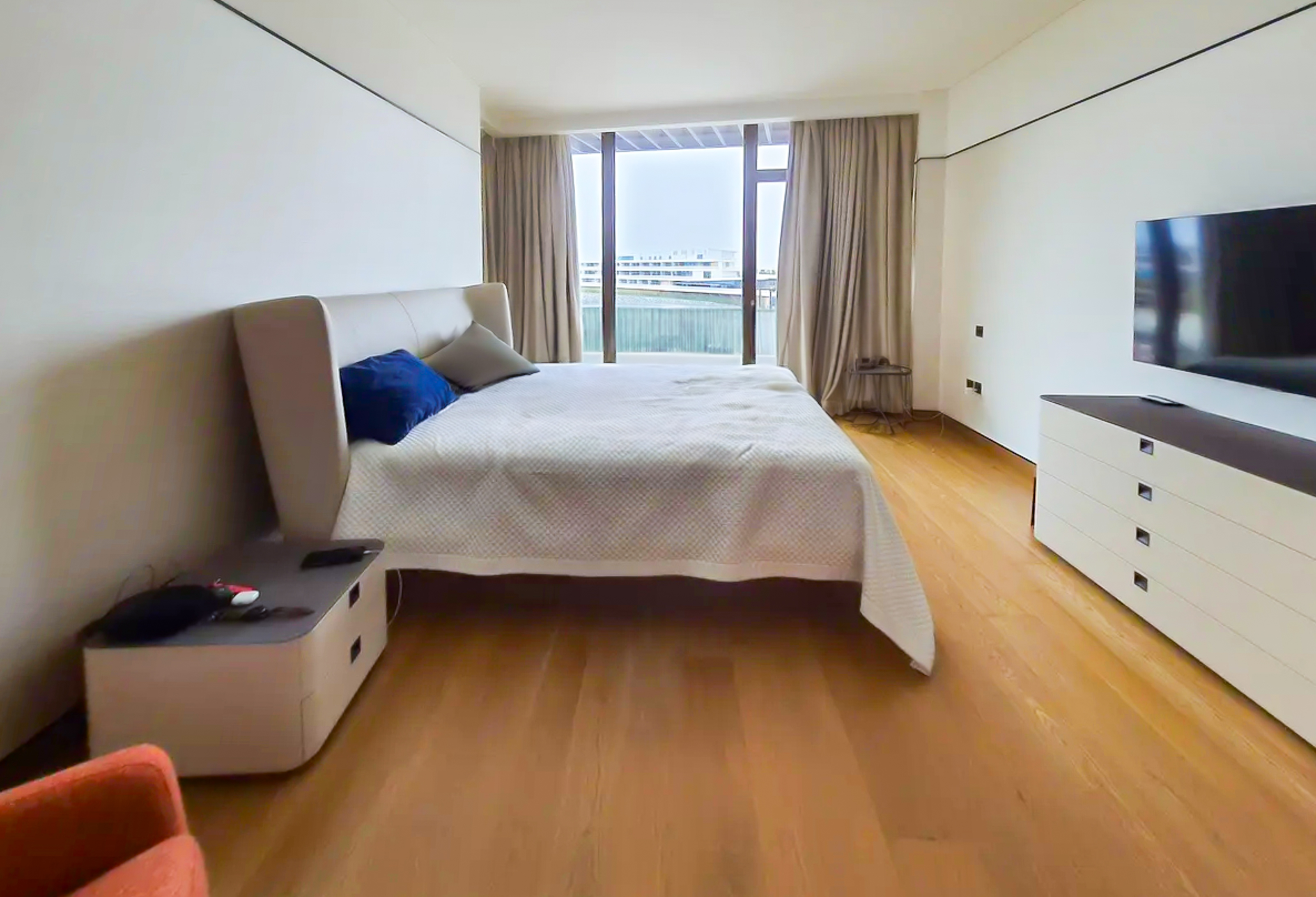 Dubai  - Apartment 3 Bedrooms - picture 12