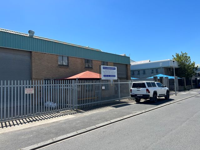 356m² Warehouse To Let in Beaconvale