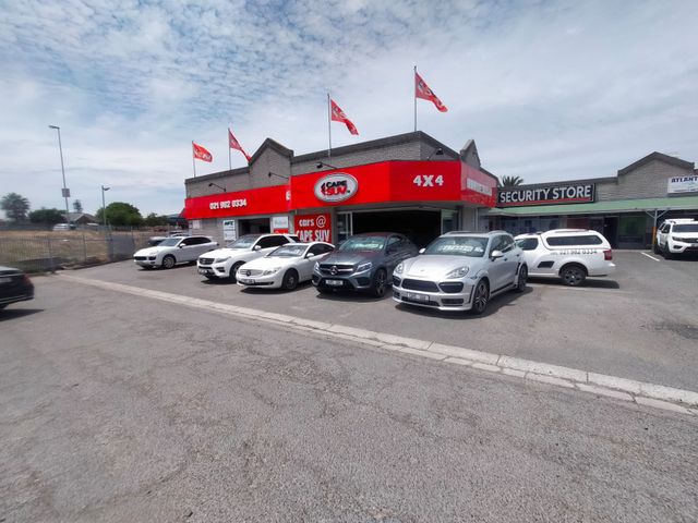 1,159m² Showroom To Let in Brackenfell Central