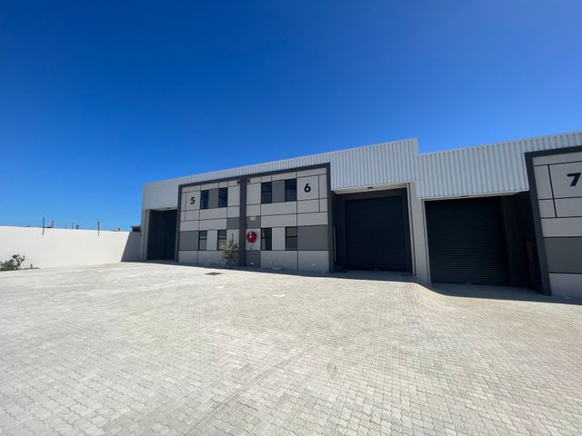 132m² Warehouse For Sale in Rivergate