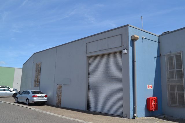 129m² Warehouse For Sale in Parow Industrial