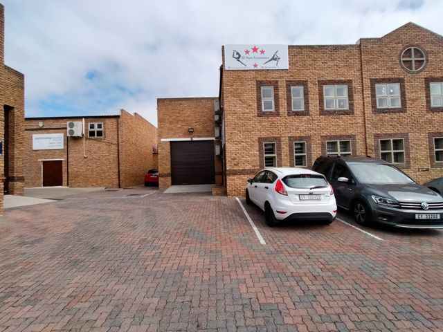 345m2 Factory To Let in the heart of Durbanville