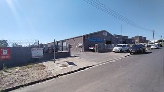 300 Square meter Factory To Let in Brackenfell