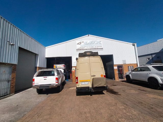 669 Square meter Factory To Let in Brackenfell