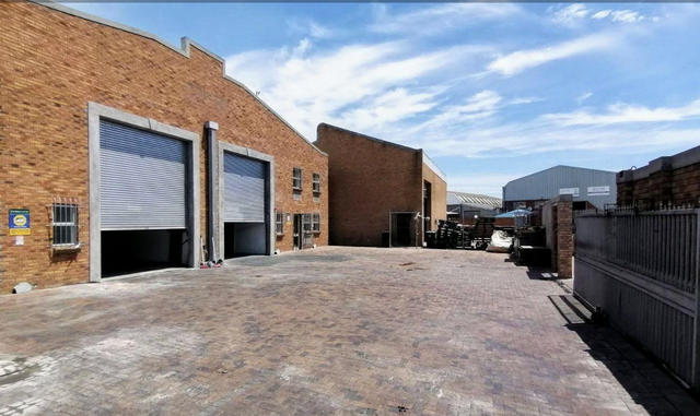 950m² Warehouse To Let in Beaconvale
