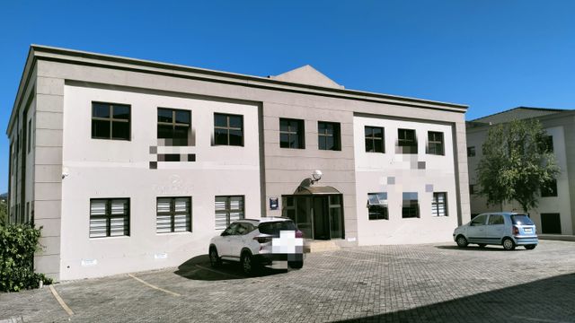 350m2 First Floor Office Available close to Tyger Valley