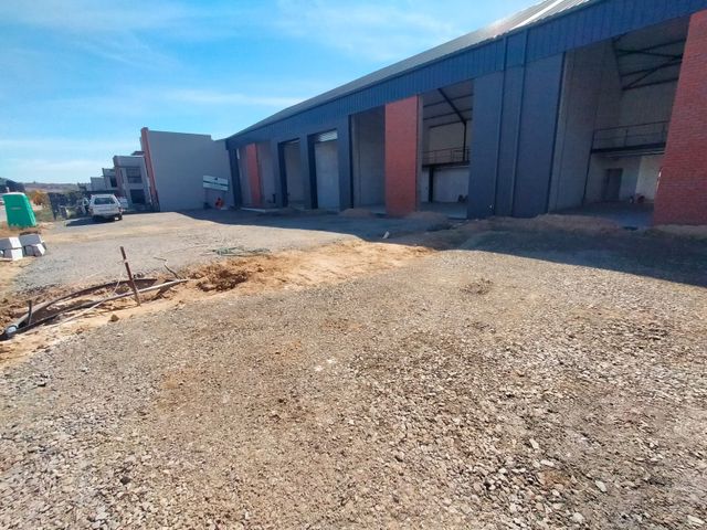267m² Factory To Let in Stonewood Security Estate