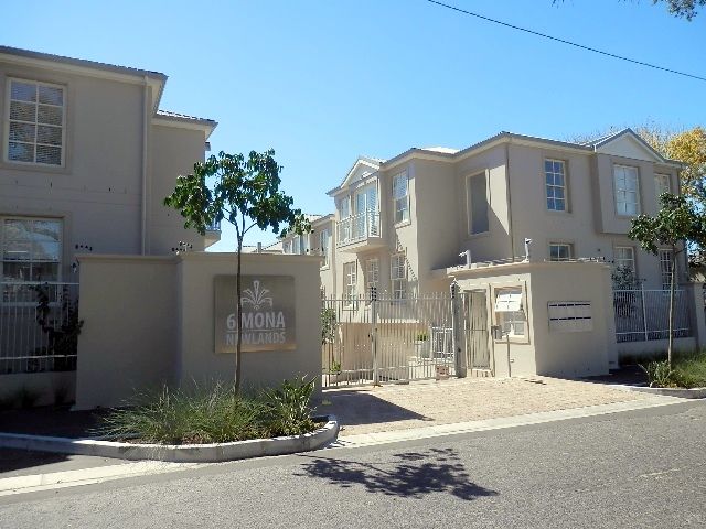 3 Bedroom Apartment To Let in Newlands