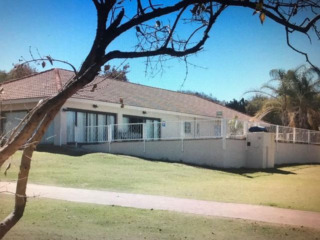 3 HOUSE LIFESTYLE FARM WITH INVESTMENT POSIBILTY NEXT TO WAGPOS HIGH SCHOOL