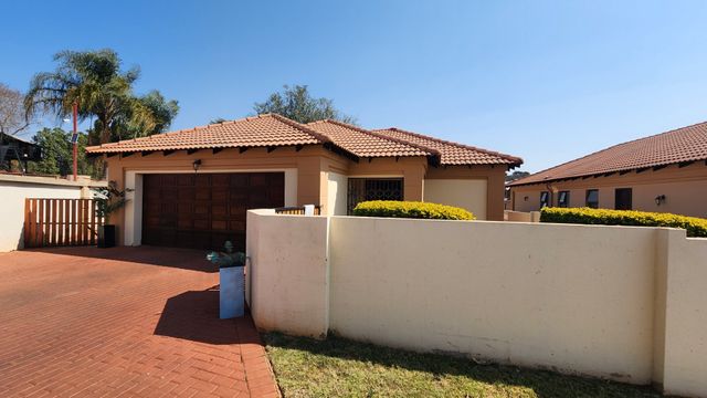 Beautiful 3 bedroom family home in an Estate
