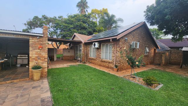 Beautiful well maintained family home