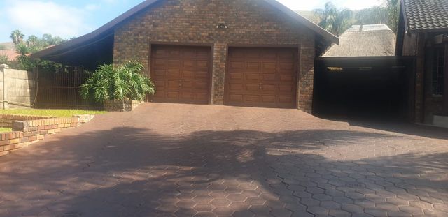 3 BEDROOM HOUSE TO RENT IN SUIDERBERG  R 11 500 00