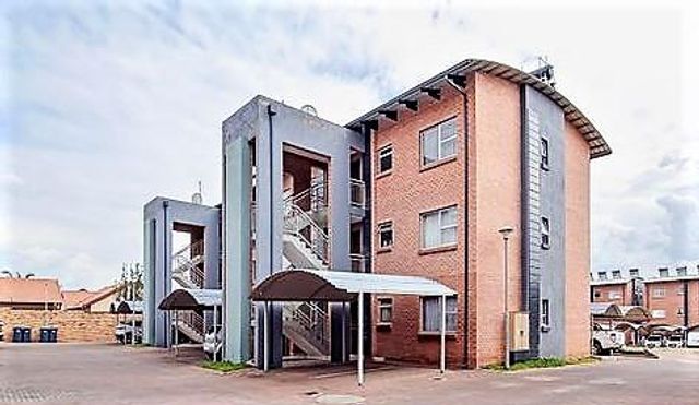 Stylish Modern Apartment in a Popular Complex