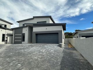 Brand New & Immaculate Home for Sale in an Up Market Estate
