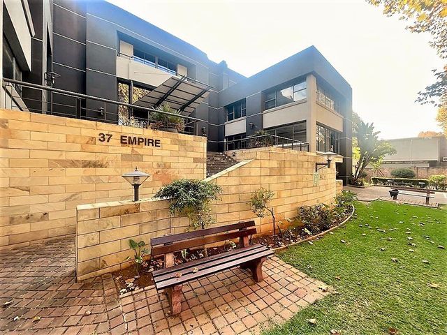 Commercial office space to rent in Parktown