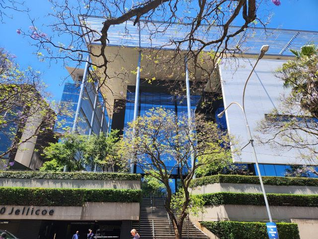 Stunning Office Suite To Let in Iconic P Grade Building in Rosebank