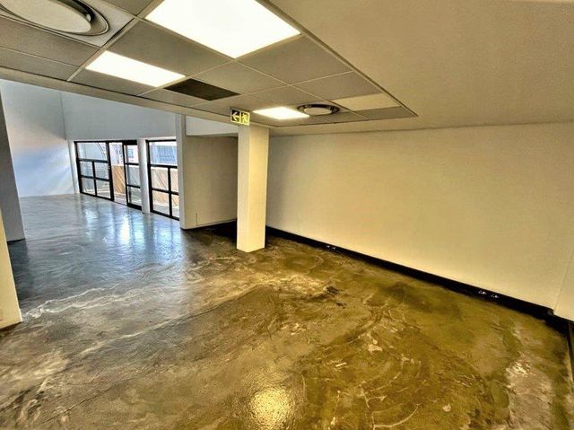 262m² Office To Let in Melrose Arch