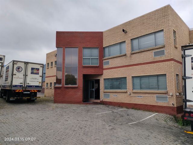 720m² Warehouse For Sale in North Riding