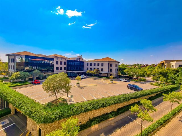 P-Grade Office to Let in Monte Circle