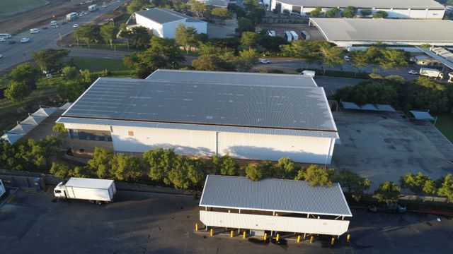 2,126m² Warehouse To Let in Halfway House