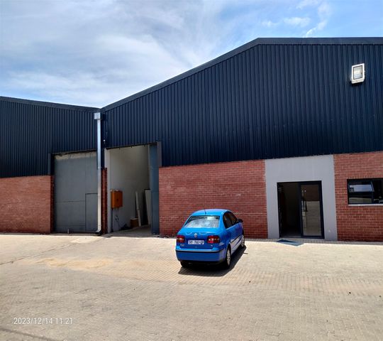 1125m2 warehouse -TO LET - Industrial complex of Mini/Maxi warehouses