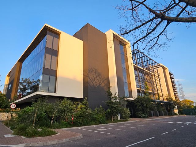 Office space to let on the Ground Floor of Block C in Knightsbridge Bryanston