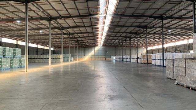 7,000m² Warehouse To Let in Tunney