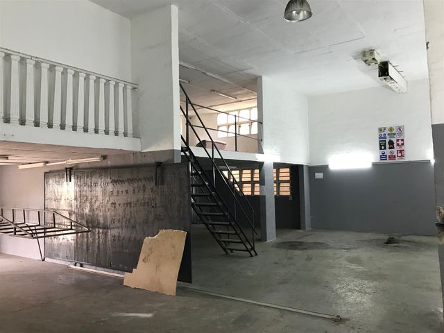 Warehouse to let - Maxmead, Pinetown