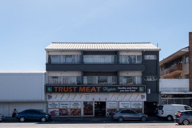Fully Tenanted Building on Vibrant Voortrekker Road - Prime Investment