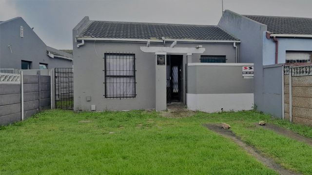 3 BEDROOM HOUSE FOR SALE IN SUMMERGREENS