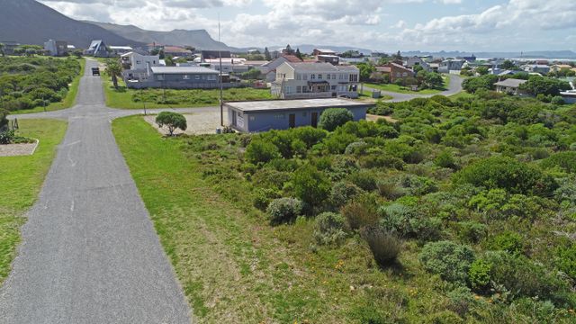 Sole Mandate:  Vacant stand with business zoning and sea views for sale in Franskraal