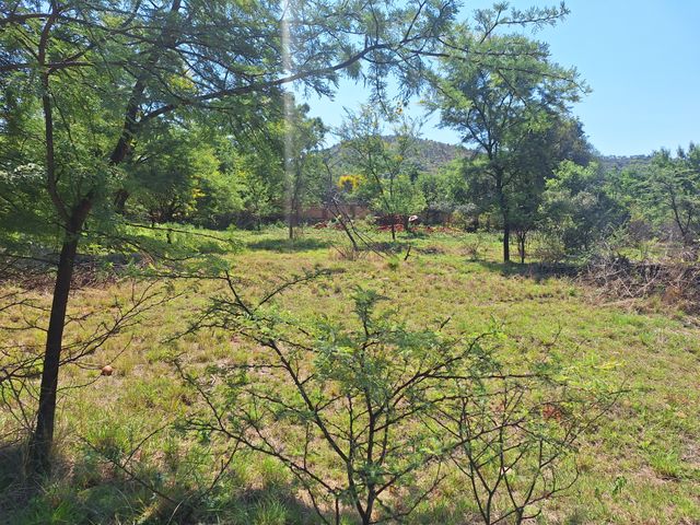 1,300m² Vacant Land For Sale in Buffelspoort Eco Estate