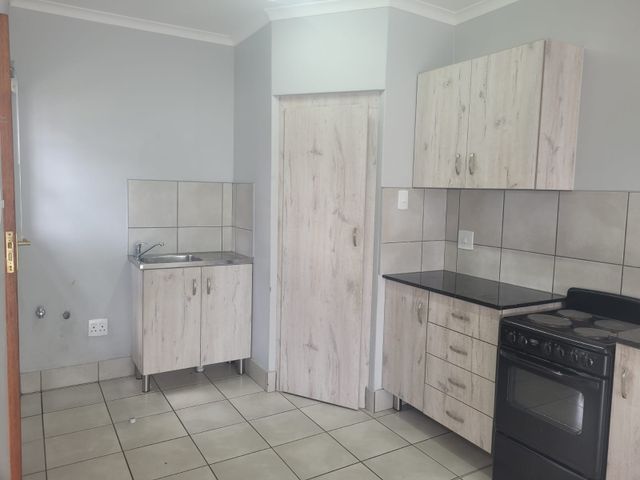 3 Bedroom Sectional Title To Let in Waterkloof