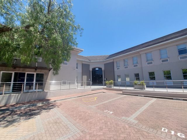 501m² Office To Let in Tyger Valley
