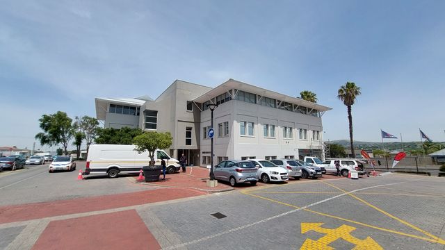 164m² Office To Let in Tyger Valley