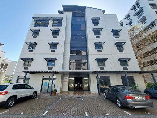 172m² Office To Let in Tyger Valley